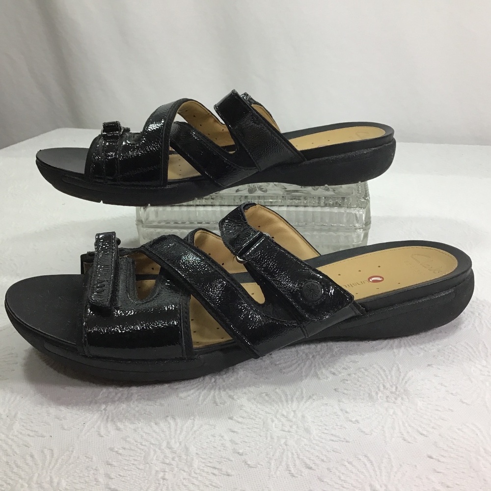 Clark’s Artisan Unstructured Black Sandals